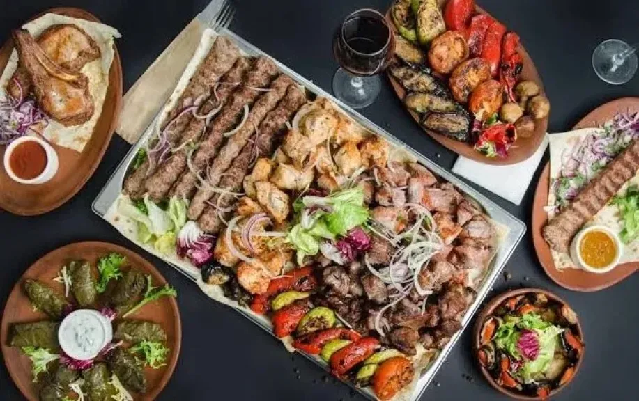 وجبة الكباب