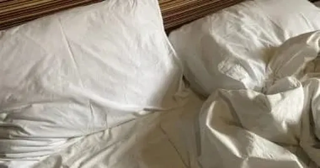 لتنظيف الوسائد