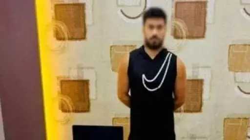 خطيب هدير عبد الرازق.. تأجيل محاكمة التيك توكر ”أوتاكا” في قضية المخدرات خطيب هدير عبد الرازق.. تأجيل محاكمة التيك توكر ”أوتاكا” في قضية المخدرات