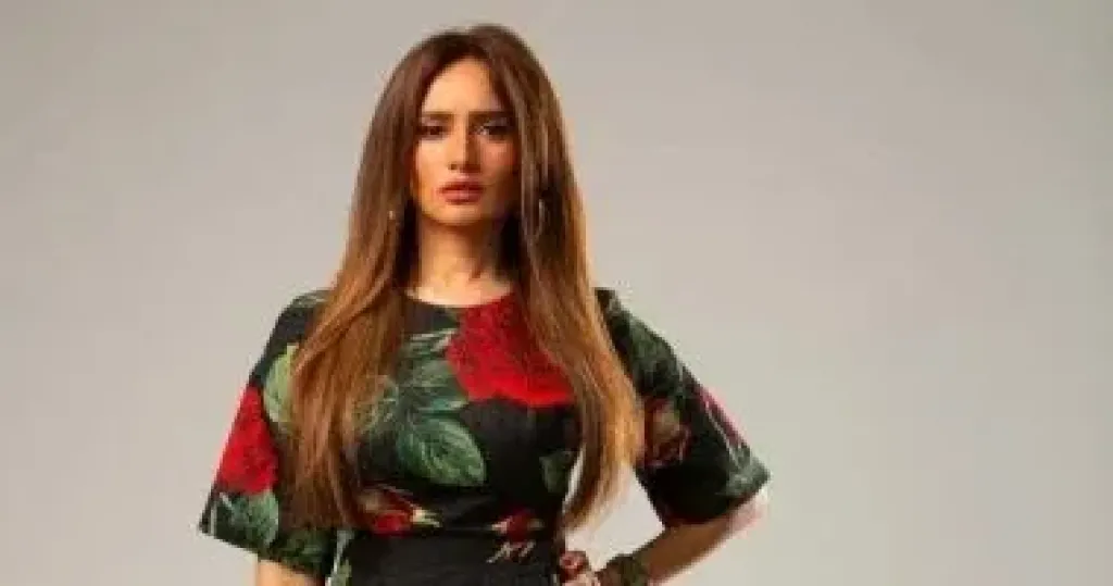 الفنانة زينة