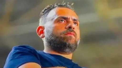 تطبيق الزمالك يعيد نشر خبر رحيل جون إدوارد بعد حذفه.. والغموض يحيط بموقف المدير الرياضي
