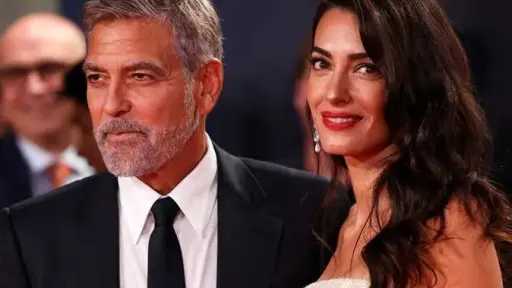 جورج كلوني يفر من حرائق فرنسا.. رسالة وداع مؤثرة لمنزله في بريغنول