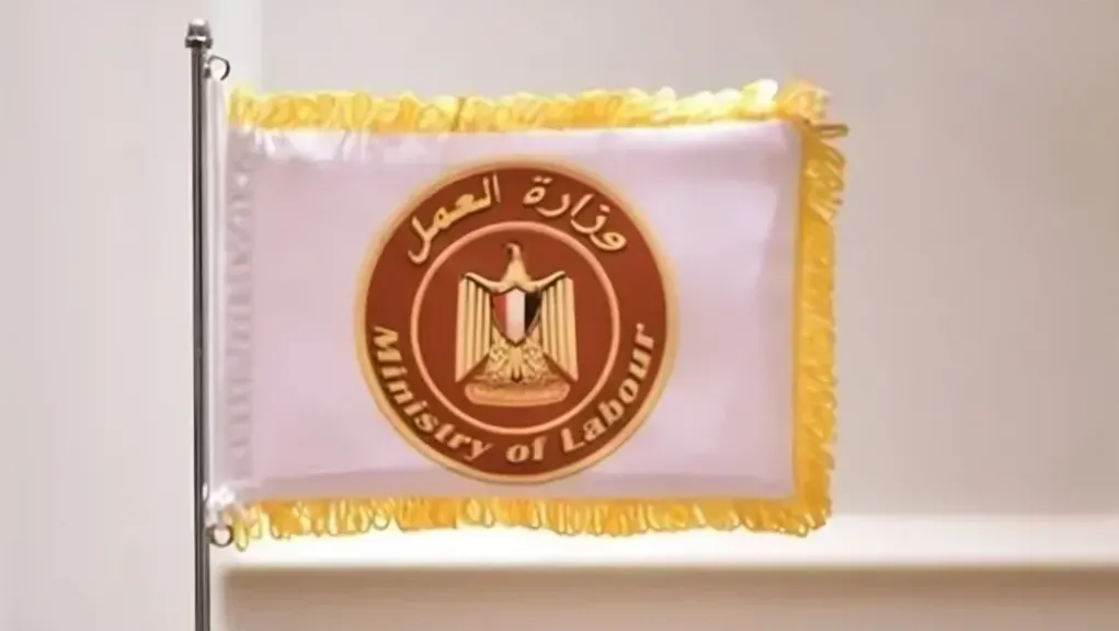 مبادرة فوق 40