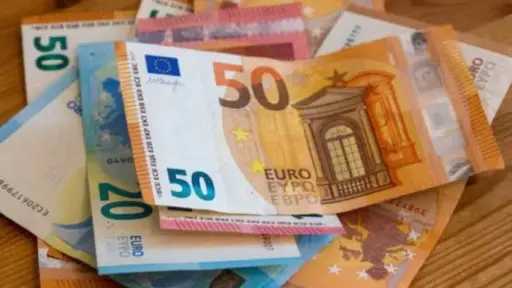 سعر اليورو اليوم في جميع البنوك المصرية اعرف أفضل سعر للشراء والبيع سعر اليورو اليوم في جميع البنوك المصرية اعرف أفضل سعر للشراء والبيع