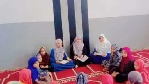 «السخرية ليست خفة ظل».. قافلة دعوية لواعظات أوقاف الأقصر «السخرية ليست خفة ظل».. قافلة دعوية لواعظات أوقاف الأقصر