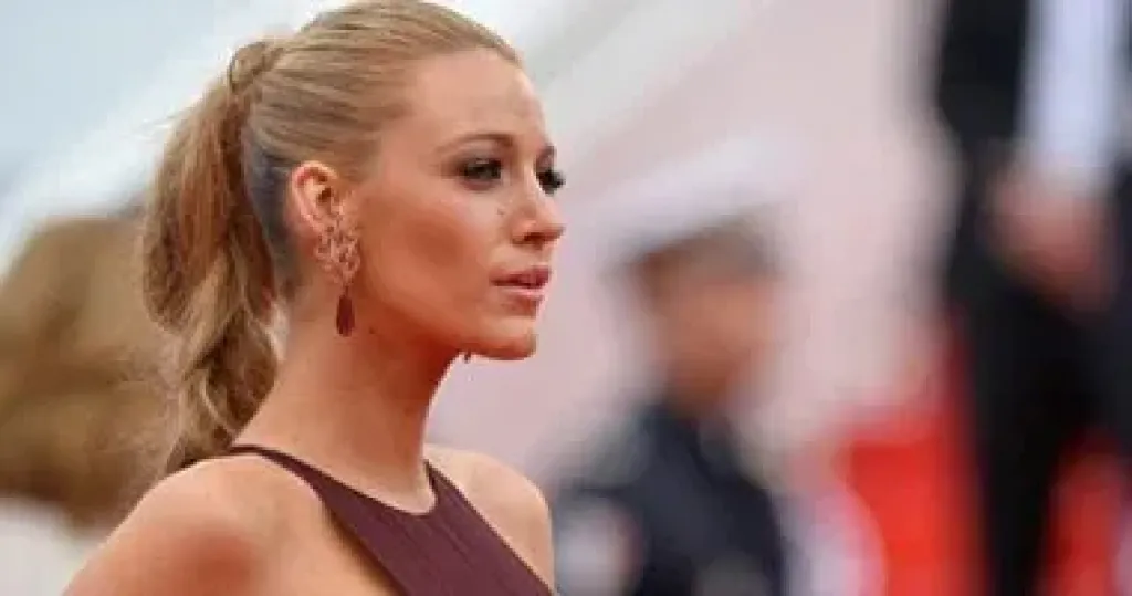 النجمة العالمية بليك ليفلي