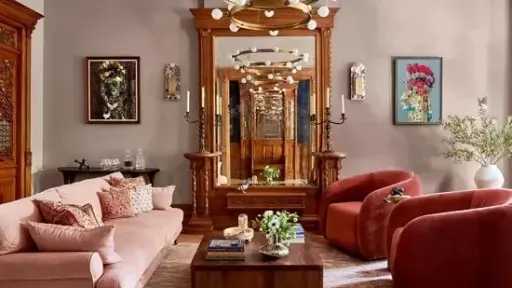 خبراء التصميم الداخلي ينصحون بالقطع المستعملة لغرفة معيشة مميزة خبراء التصميم الداخلي ينصحون بالقطع المستعملة لغرفة معيشة مميزة