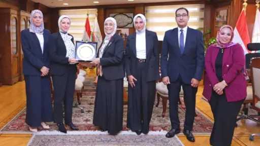 رئيسة النيابة الإدارية تستقبل عميدة القانون بالجامعة الصينية لتعزيز التعاون الأكاديمي والقضائي