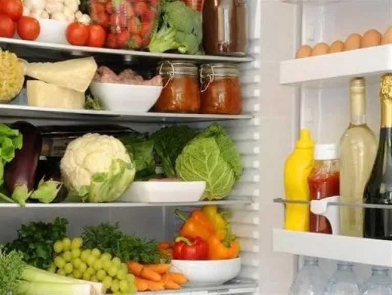 لربات البيوت.. توصيات لتخزين الأطعمة بشكل سليم داخل الثلاجة