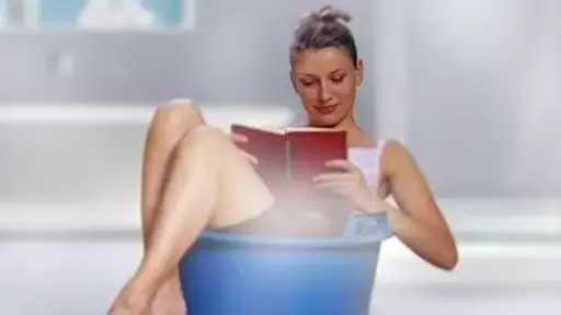 حمام المقعدة أثناء الحيض.. هل يخفف التقلصات وما أضرار استخدامه؟ حمام المقعدة أثناء الحيض.. هل يخفف التقلصات وما أضرار استخدامه؟