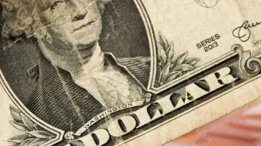 سعر الدولار اليوم في مصر: 50.83 جنيه في البنوك والفجوة مع السوق الموازي تتسع