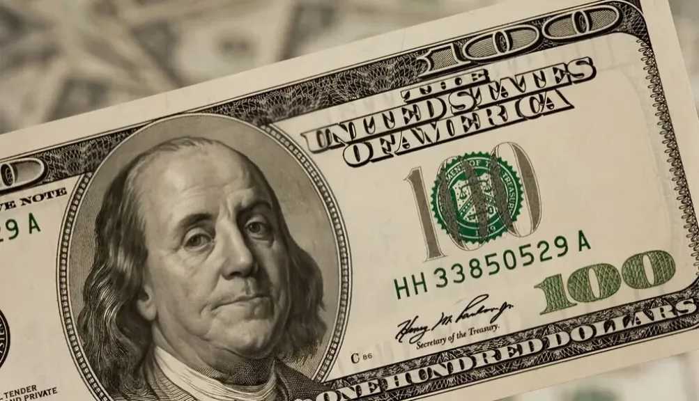 سعر الدولار مقابل الجنيه اليوم في البنوك المصرية يعود للخلف