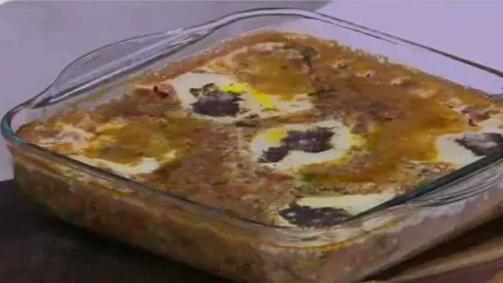 طاجن فول بالبيض.. فطار الجمعة بطعم مختلف وسهل التحضير