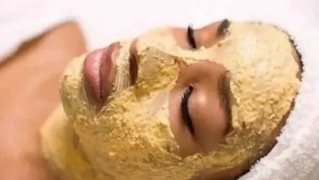 ماسك الترمس والنشا.. وصفة منزلية بسيطة لبشرة أكثر نضارة