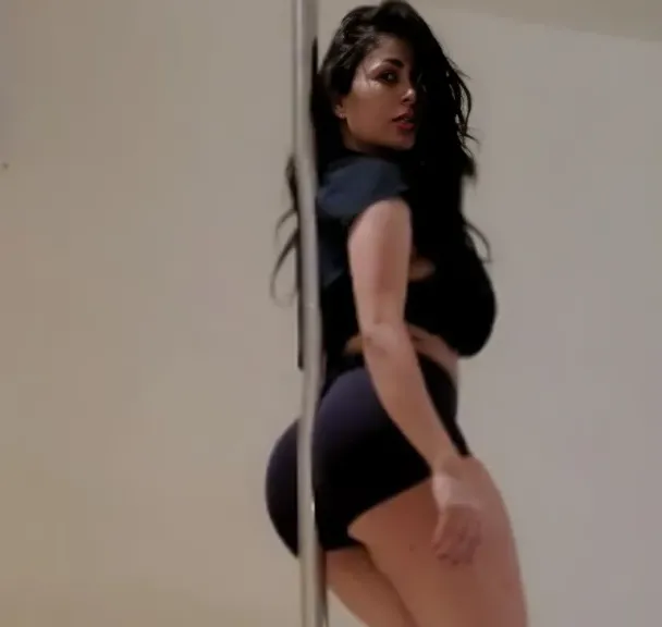 ندى الكامل