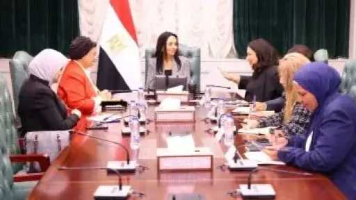التضامن والصحة تتعاونان لدعم مراكز تنمية وصحة الأسرة المصرية التضامن والصحة تتعاونان لدعم مراكز تنمية وصحة الأسرة المصرية
