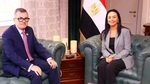 د.مايا مرسي: التوسع فى برامج التمكين الاقتصادى للأسر الأولى بالرعاية د.مايا مرسي: التوسع فى برامج التمكين الاقتصادى للأسر الأولى بالرعاية