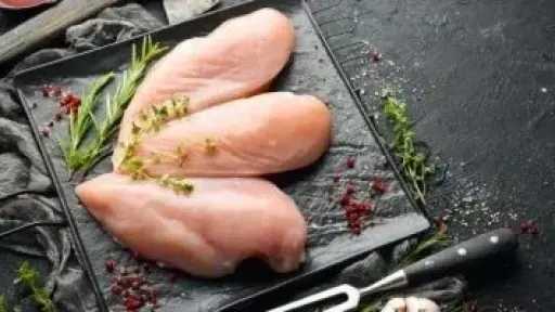 خطورة غسل الدجاج النيء والحلول المثلى للتعامل معه خطورة غسل الدجاج النيء والحلول المثلى للتعامل معه