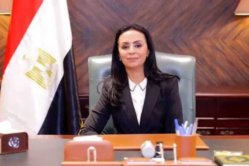 وزيرة التضامن تحذر الفتيات من الإدمان: خط ساخن 16023 قد ينقذ حياتكِ