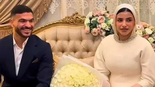 في أجواء عائلية.. خطوبة ابنة محمد أبو العلا على لاعب بيراميدز في أجواء عائلية.. خطوبة ابنة محمد أبو العلا على لاعب بيراميدز