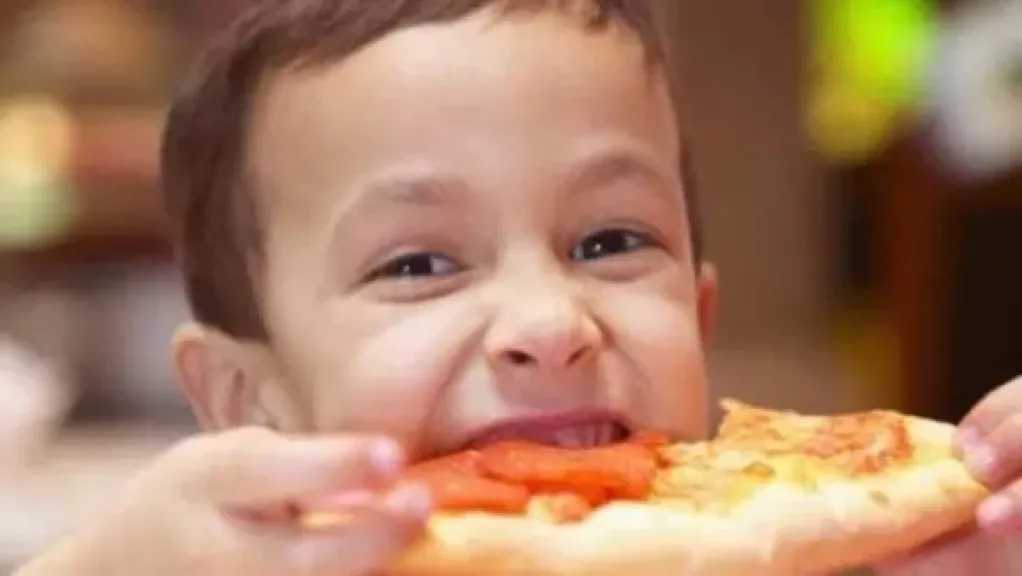 مع بداية الدراسة.. أطعمة تجنبي وضعها في لانش بوكس الأطفال