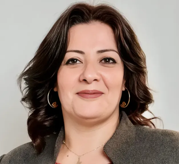 إيمان عوف أمينة لجنة المرأة بنقابة الصحفيين