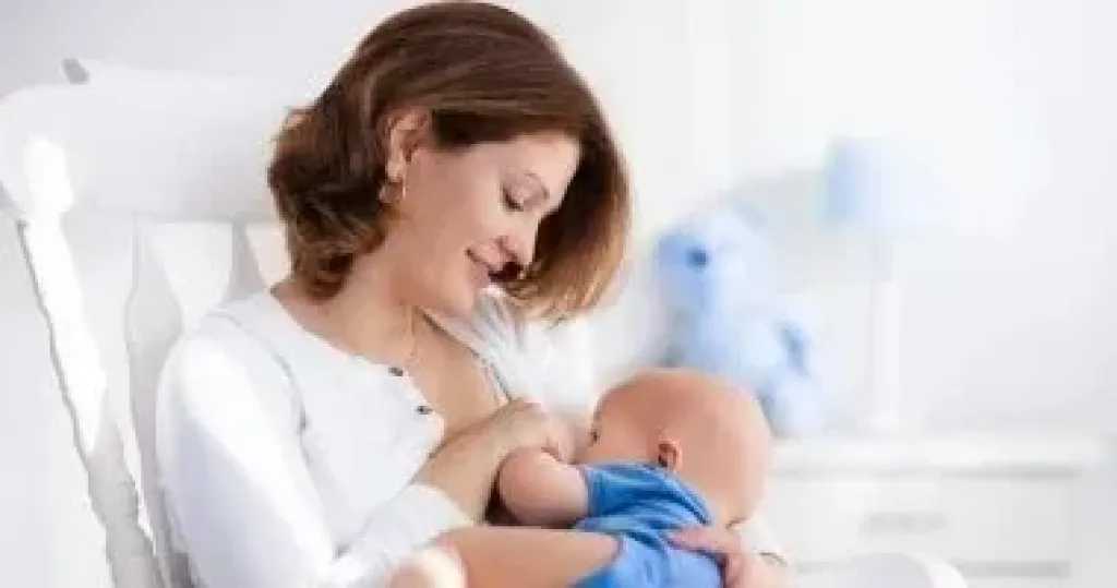 الصحة توجه نصائح للأمهات الجدد.. فوائد الرضاعة الطبيعية وأهميتها لصحة الأم والطفل
