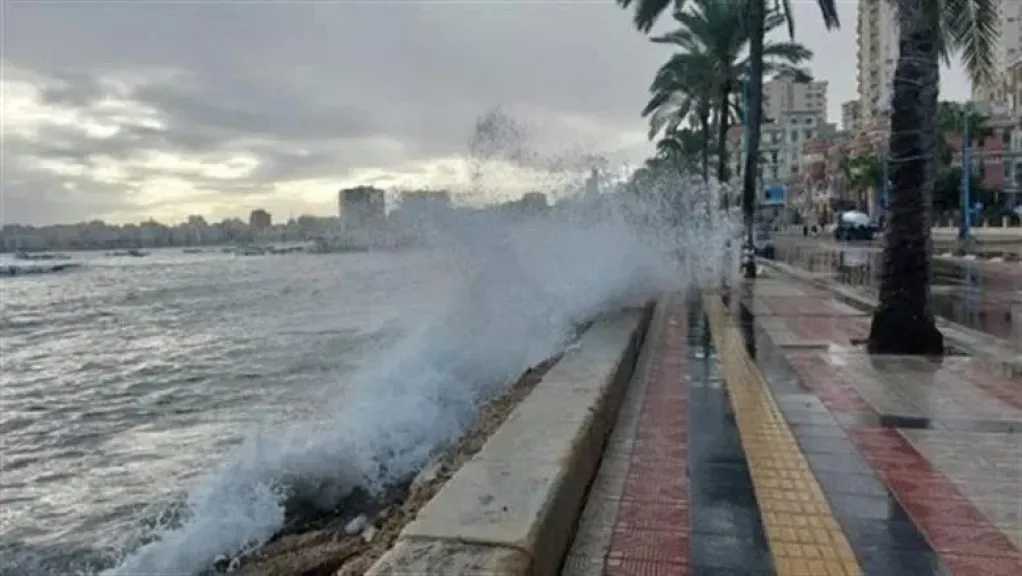 نوات إسكندرية 2026: المواعيد الكاملة والتأثيرات المتوقعة على الطقس والملاحة