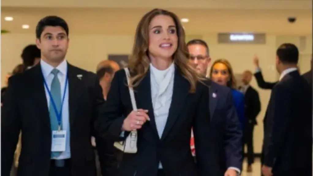الملكة رانيا تخطف الأنظار بإطلالة أنيقة في نيويورك.. شاهد
