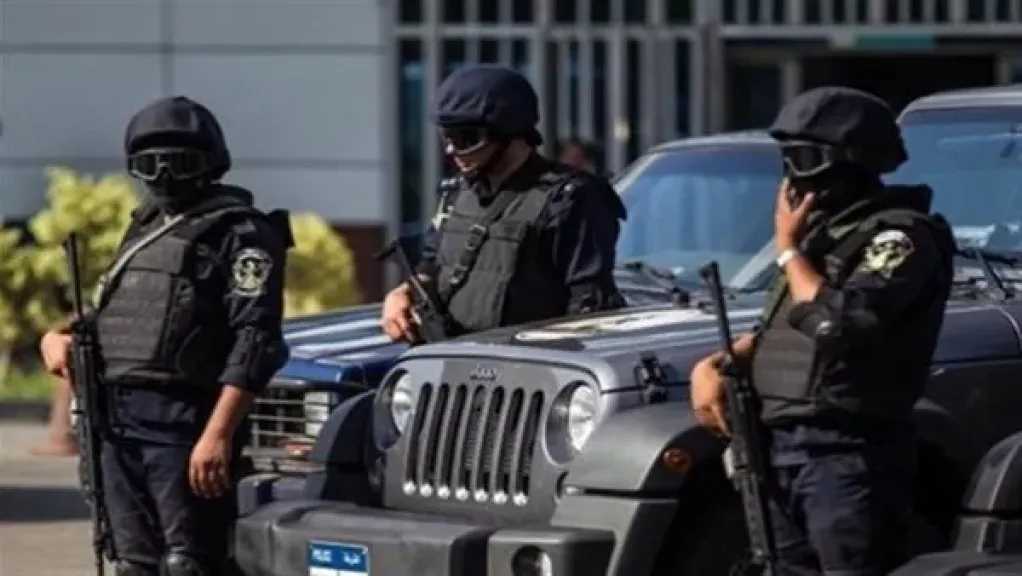 ضبط مدرس متهم بالاعتداء على تلاميذ وولية أمر داخل مدرسة في المعصرة