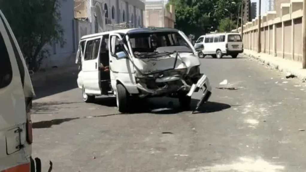 إصابة 8 أشخاص بينهم 6 طالبات في تصادم ميكروباصين بأسيوط