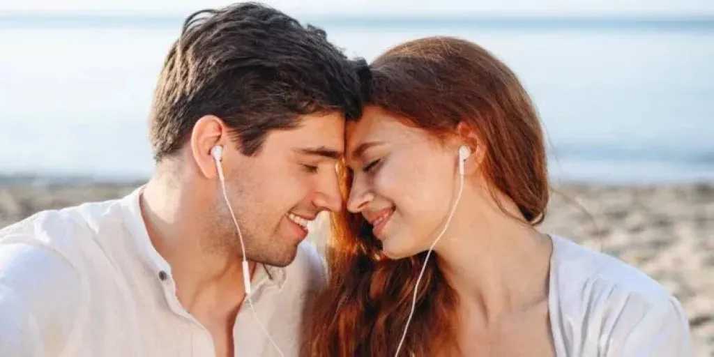 دراسة تكشف.. تشابه الأذواق الموسيقية يقرب الأزواج أكثر