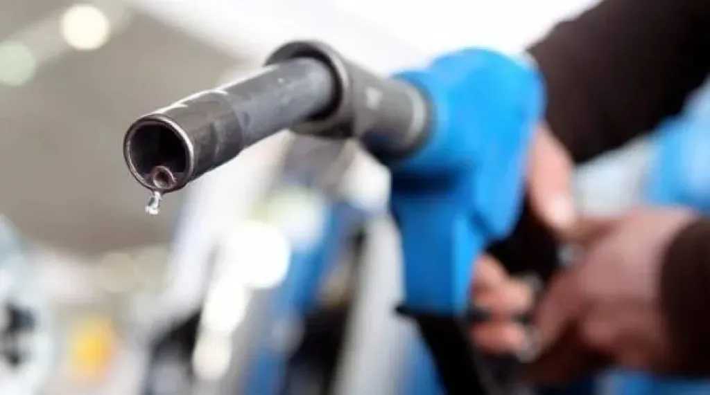 أسعار الوقود اليوم البنزين والسولار وغاز السيارات