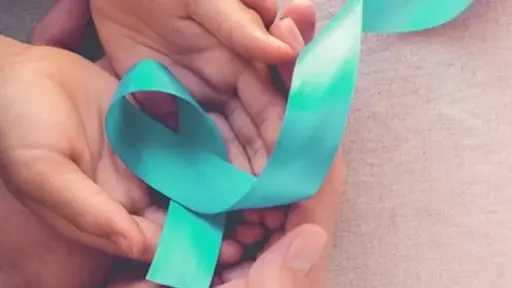 كثرة النزيف أبرز علامة.. أعراض سرطان عنق الرحم وطرق الكشف المبكر