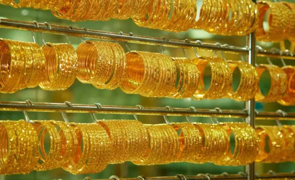 سعر الذهب عيار 14 اليوم .. أسعار عيارات 24 و21 و18 والجنيه الذهب