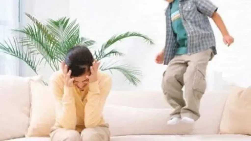 أعراض فرط الحركة وتشتت الانتباه عند الأطفال.. الأسباب وطرق التعامل