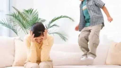 أعراض فرط الحركة وتشتت الانتباه عند الأطفال.. الأسباب وطرق التعامل