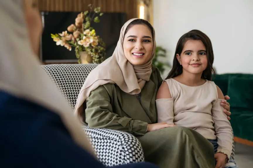 التوازن بين العمل والأسرة للمرأة السعودية.. 8 نصائح لتنظيم الوقت وتقليل الإرهاق