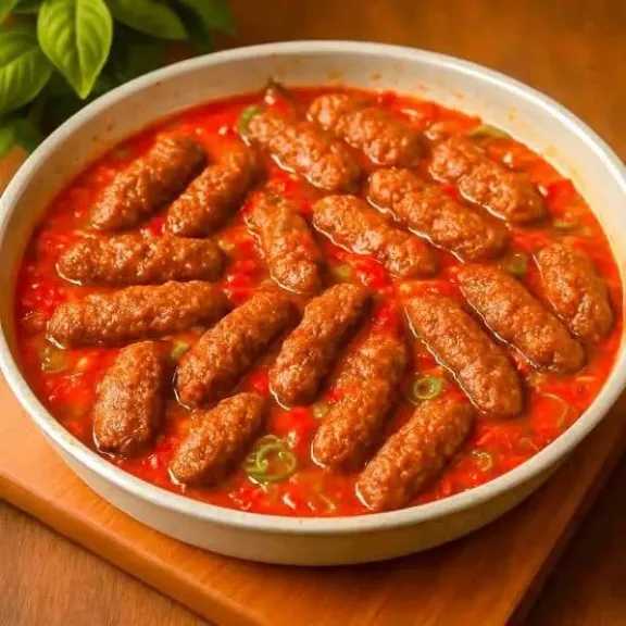 طريقة عمل كفتة الأرز المصرية بالصلصة.. سر التماسك ومنع تفككها أثناء القلي