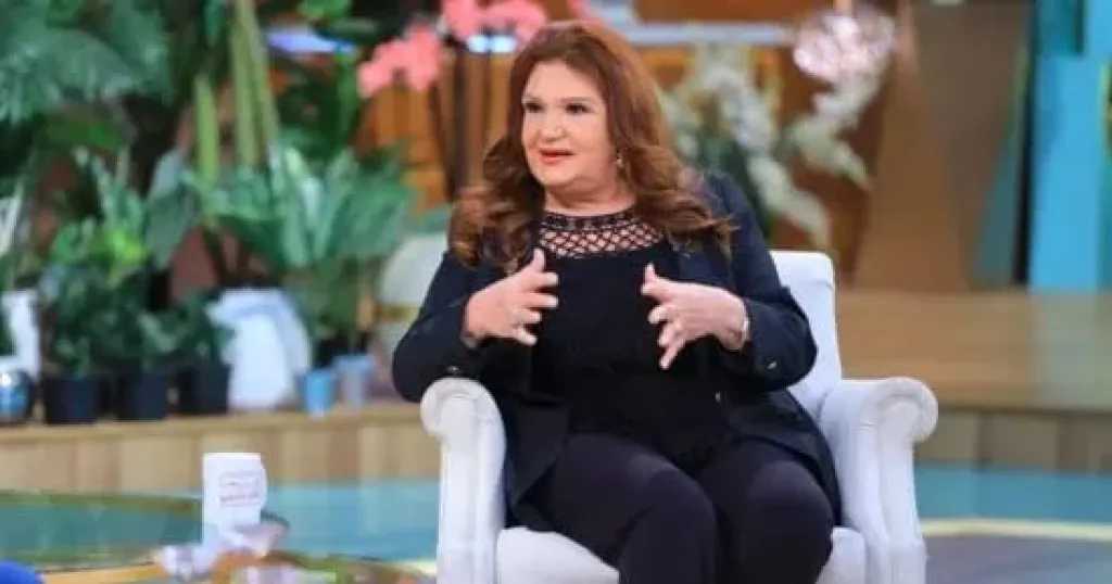 ميمي جمال تخضع لجراحة عاجلة في مفصل الحوض بعد سقوطها في منزلها