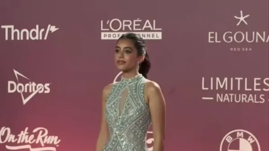 الفنانة ياسمينا العبد