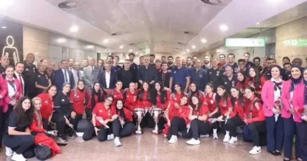 الأهلي يكرم فريقي كرة اليد رجال وسيدات بعد التتويج ببطولة أفريقيا للأندية