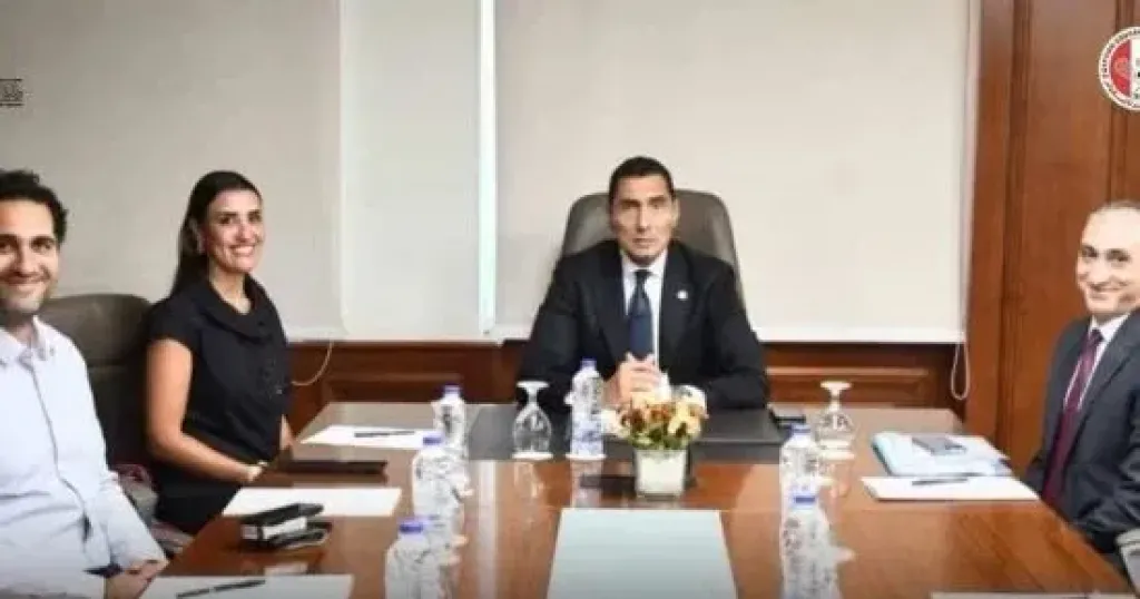 وزير الشباب والرياضة
