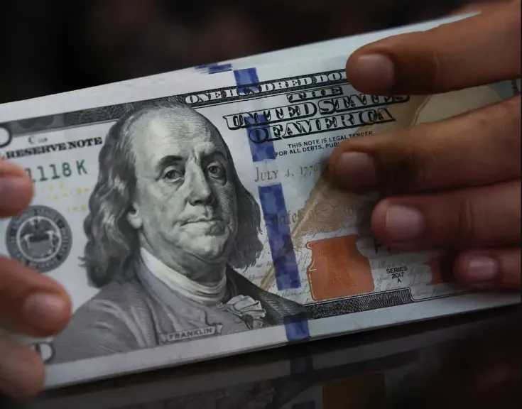 سعر الدولار اليوم في مصر يسجل أرقامًا جديدة.. أسعار الشراء والبيع بالبنوك