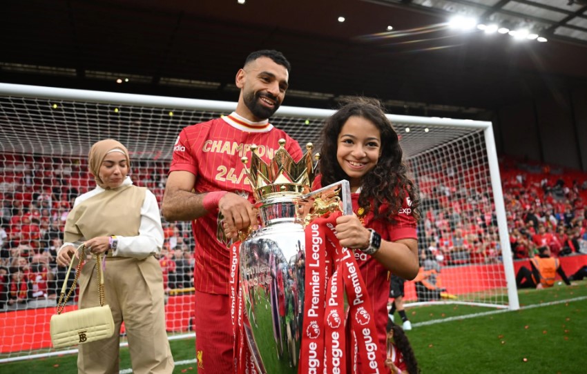 لحظات مميزة مع محمد صلاح وعائلته