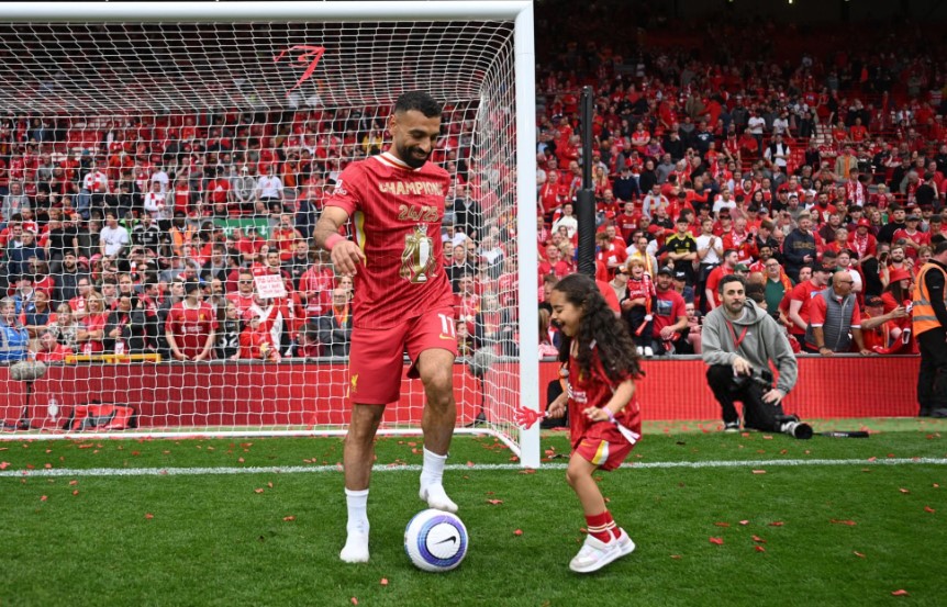 لحظات مميزة مع محمد صلاح وعائلته